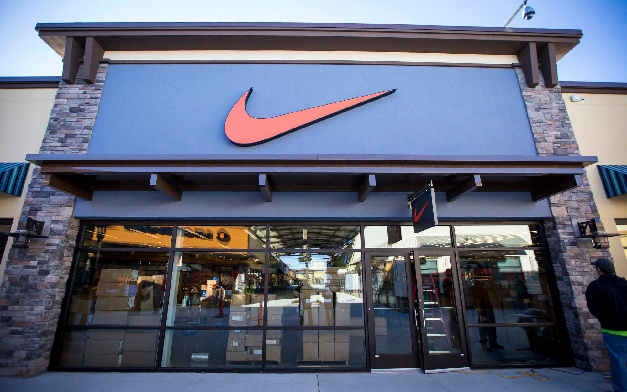 nike store in iowa